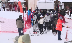 Uludağ’da sömestir tatilinin son gününde yoğunluk sürüyor (Video)