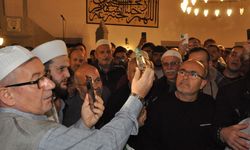 Sakal-ı Şerif tarihi camide ziyarete açıldı
