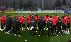 Milli Takım, Romanya maçı hazırlıklarını sürdürdü (Video)