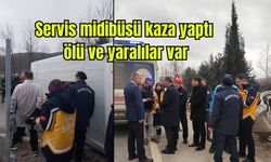 Servis midibüsü kaza yaptı, ölü ve yaralılar var (Video)