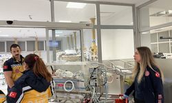 Çanakkale'de 54 günlük bebek uçak ambulansla Ankara'ya sevk edildi