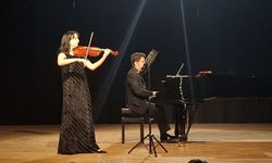 Çanakkale’de keman ve piyano resitaline büyük ilgi