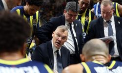 Fenerbahçe seride 2-0 öne geçti