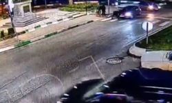 Otomobilin yayaya çarpma anı güvenlik kamerasında: 1 ölü (Video)