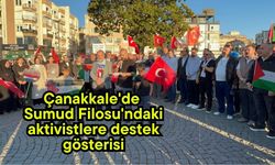 Çanakkale'de Sumud Filosu'ndaki aktivistlere destek gösterisi