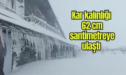 Kar kalınlığı 62 cm santimetreye ulaştı (Video)