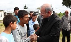 Çanakkale'de Çiftçiler Gününde mevsimlik tarım işçileri unutulmadı
