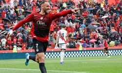 Vedat Muriqi bu akşam İstanbul'a geliyor