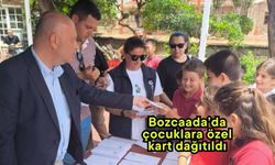 Bozcaada’da çocuklara özel a kart dağıtıldı