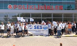 Çanakkale'de sağlık çalışanları iş bıraktı (Video)