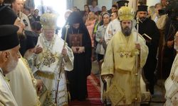 Bartholomeos, Gökçeada'da ayin yönetti (Video)