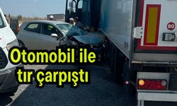 Otomobil ile tır çarpıştı (Video)