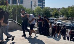 Kadın kıyafeti giydirip şantaj yaptılar: 6 gözaltı (Video)