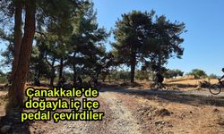Çanakkale’de doğayla iç içe pedal çevirdiler