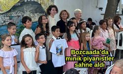 Bozcaada’da minik piyanistler sahne aldı