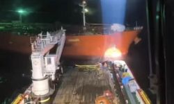 243 metre uzunluğundaki tanker arıza yaptı (Video)