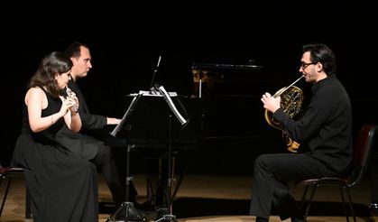 Çanakkale’de müzik ziyafeti doruk seviyelere yükseldi