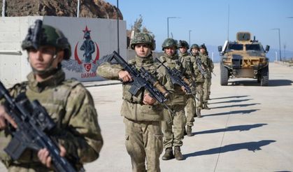 Mehmetçik sınır hattında 7/24 görevde