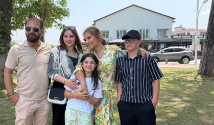 Demet Akalın'dan minik hayranına jest (Video)