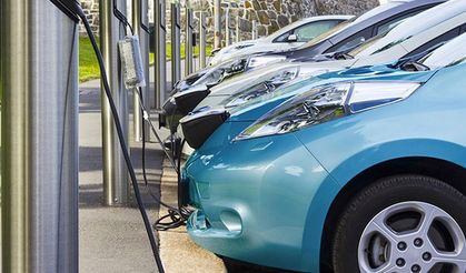 Elektrikli araçlar birbirini şarj edebilecek