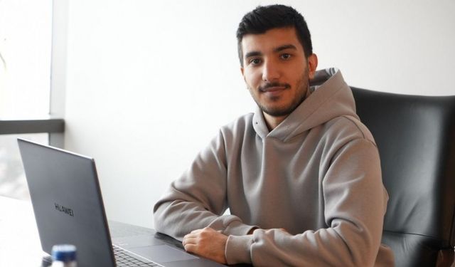 Türk öğrencilerin geliştirdiği yapay zeka uygulaması 2 milyon kullanıcıya ulaştı
