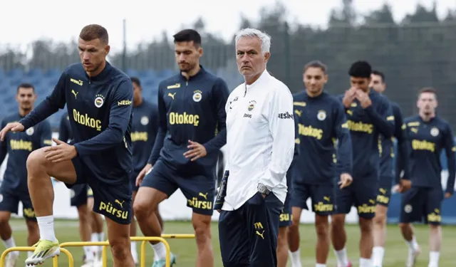 Mourinho yönetimindeki Fenerbahçe, ilk resmi maçını İsviçre'de oynayacak
