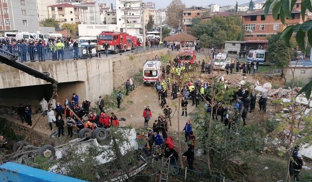 4'ü öğrenci 5 kişiyi ölüme götüren servis kazasında sanıklara ceza yağdı