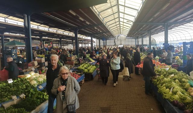 Nisan ayında fiyatı en çok artan ve azalan ürünler açıklandı
