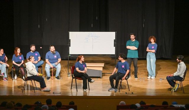 Çanakkale’de kahkaha dolu bir gece yaşandı