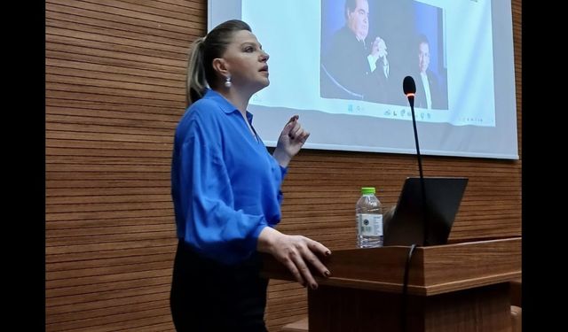 "Yapay zekâ destekleyicidir, esas olan insandır