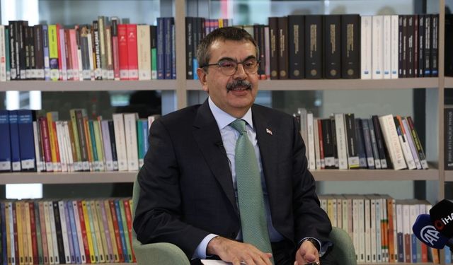 "Müfredatımızı sık değiştirmeliyiz, yoksa çağı ıskalarız"