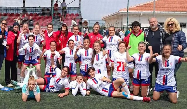 Çanakkale Dardanelspor Kadın futbol takımının 1 . Lig için son şansı