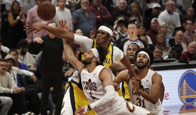 Indiana son saniyede attı, seriyi 2-0 yaptı