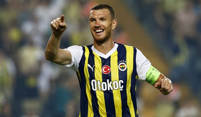 Edin Dzeko, Fenerbahçe'ye veda etti