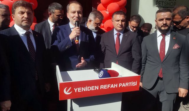 Yeniden Refah Partisi Genel Başkanı  Erbakan Çanakkale'de