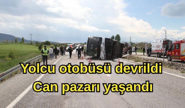 Yolcu otobüsü devrildi, can pazarı yaşandı