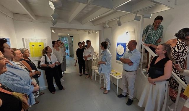 Bozcaada’da “Palimpsest” Sergisi sanatseverleri buluşturdu