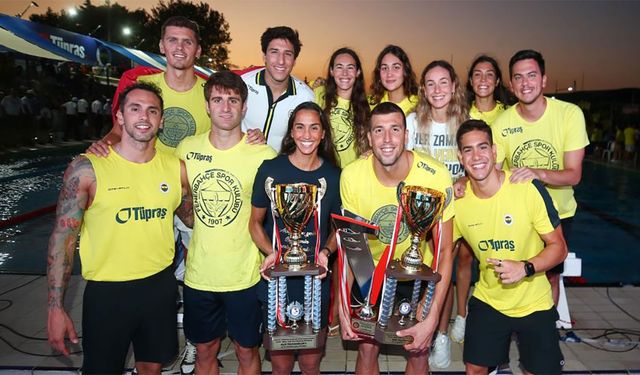 Fenerbahçeli yüzücüler, Türkiye Şampiyonası'nda 5 kupa kazandı