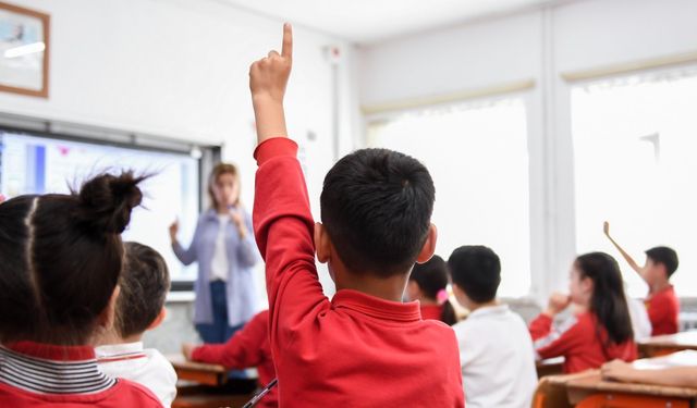 Okula başlayan çocuklarda kaygıya dikkat