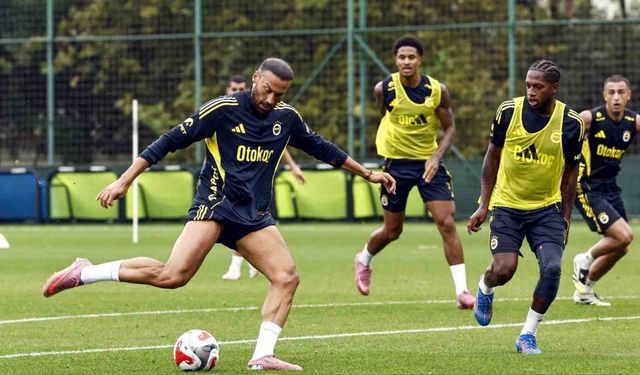 Fenerbahçe, hazırlıklarını sürdürdü
