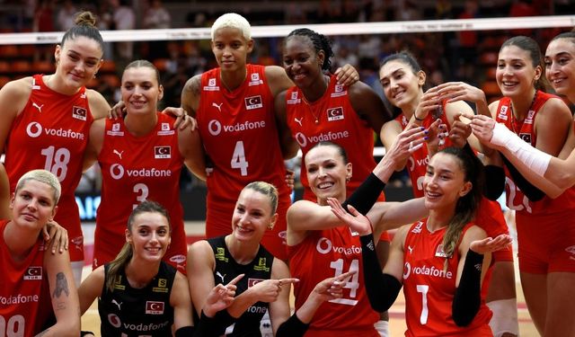 A Milli Kadın Voleybol Takımı final için sahada