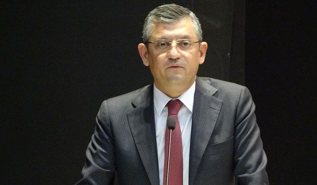 Özgür Özel, yeniden CHP Genel Başkanı seçildi