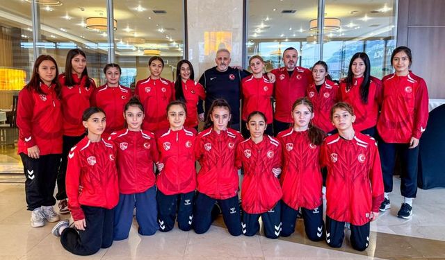 U15 Güreş Milli Takımları, Balkan Şampiyonası'nda mindere çıkacak