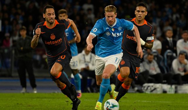Hakan'ın golü Inter'e yetmedi, Napoli liderliği aldı