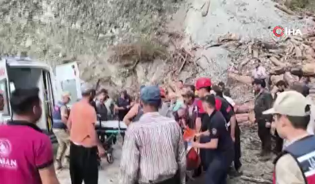 Kepçe uçurumdan düştü