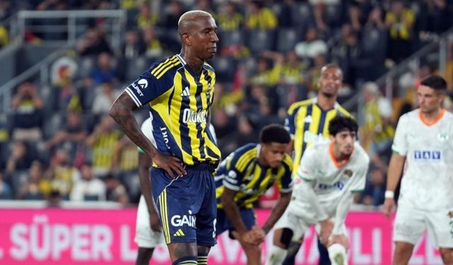 Süper Lig'in ilk 8 haftasında en çok penaltı kazanan Fenerbahçe oldu