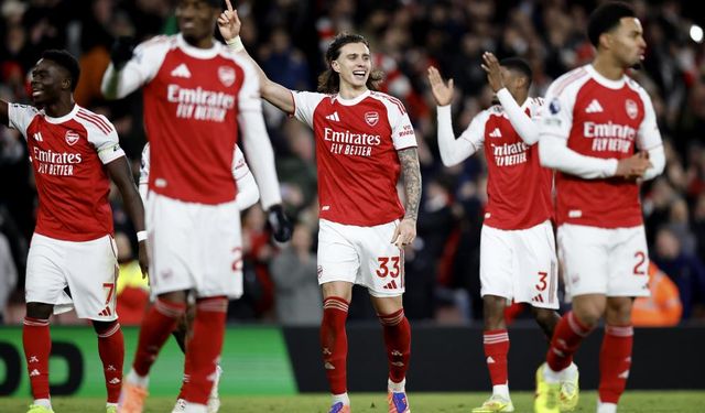Arsenal derbide Tottenham'ı 4-1 ile geçti