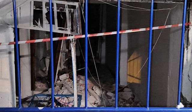 Bodrum katta mutfak tüpü patladı: 3 yaralı