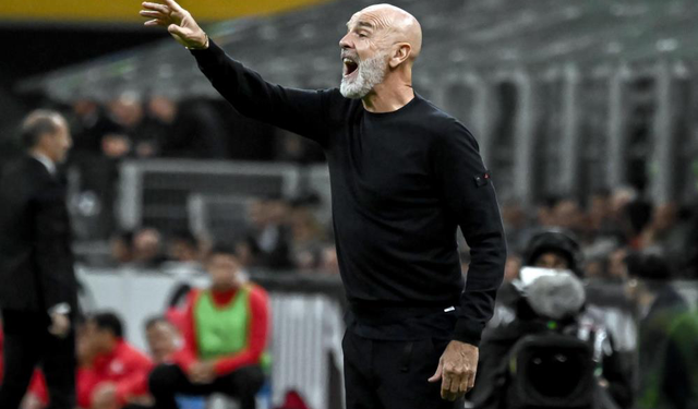 Fiorentina, Stefano Pioli ile yollarını ayırdı