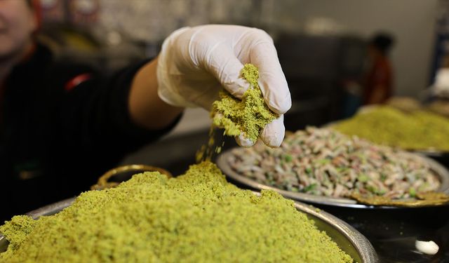 Fıstık fiyatları arttı: Sahtekarların kullandığı gıda boyası ve bezelyeye dikkat